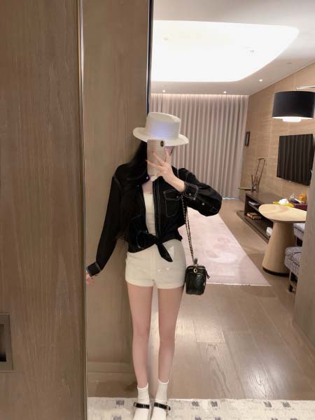 2026年3月6日入荷早春新作Chanelデニムシャツ女性用ファッション/誕生日プレゼント/贈り物 can工場