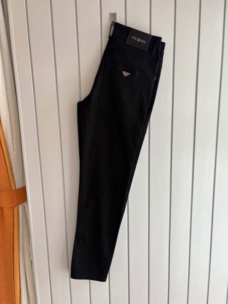 2026年3月9日新作Pradaジーパン高品質人気商品/誕生日プレゼント/FF工場