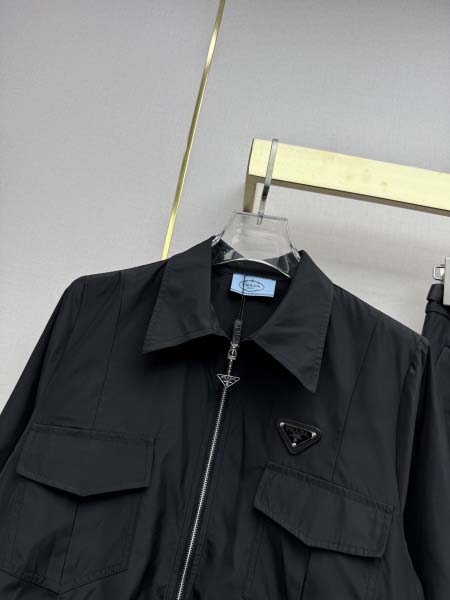 2026年3月9日入荷早春新作prada女性用ファッション/誕生日プレゼント/贈り物 can工場