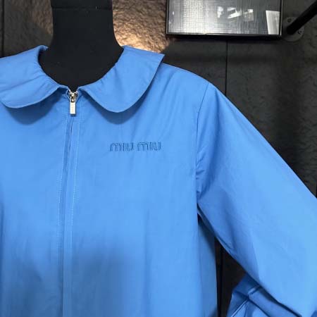 2026年3月9日入荷早春新作Miumiu女性用ファッション/誕生日プレゼント/贈り物 can工場