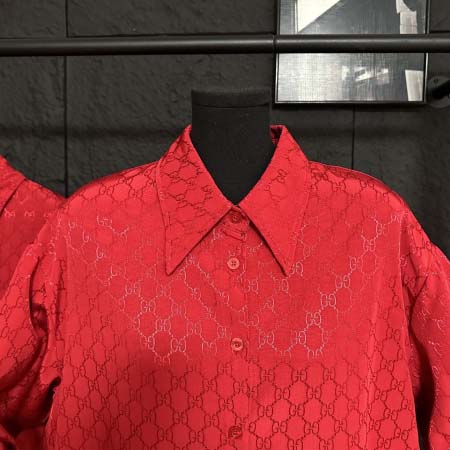 2026年3月21日入荷早春新作Gucci女性用ファッション/誕生日プレゼント/贈り物 can工場