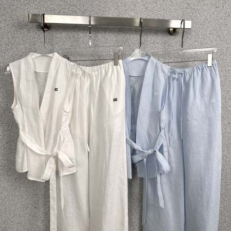 2026年3月21日入荷早春新作CELINE女性用ファッション/誕生日プレゼント/贈り物 can工場