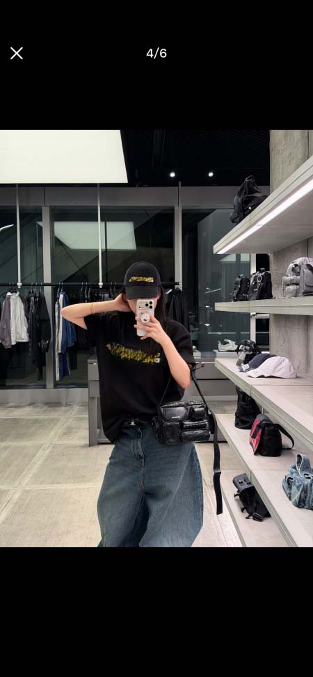 2026年3月21日入荷早春新作Balenciaga女性用ファッション/誕生日プレゼント/贈り物 can工場