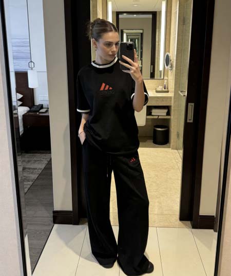 2026年3月21日入荷早春新作Adidas セット 女性用ファッション/誕生日プレゼント/贈り物 can工場