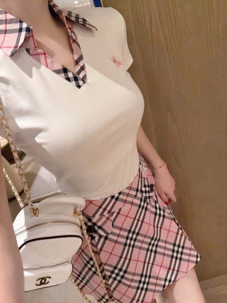 2026年3月22日入荷早春新作BURBERRY セット 女性用ファッション/誕生日プレゼント/贈り物 can工場