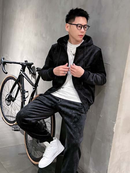 2026年3月23日入荷新作Louis Vuittonスーツ上下 超厳選★高級品/誕生日プレゼント/OM工場