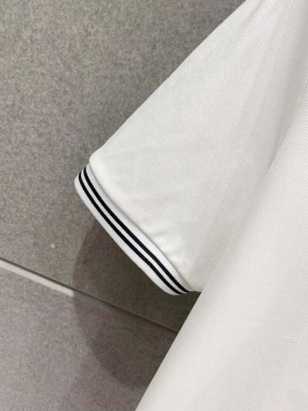 2026年3月23日入荷新作PRADA半袖 tシャツ 超厳選★高級品/誕生日プレゼント/OM工場