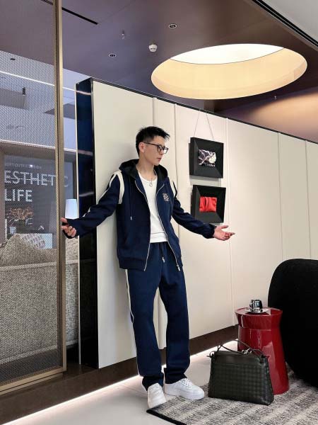 2026年3月25日入荷新作Loewe上下セット 超厳選★高級品/誕生日プレゼント/OM工場