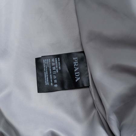 2026年3月31日入荷春秋新作PRADAジャケット YZF工場