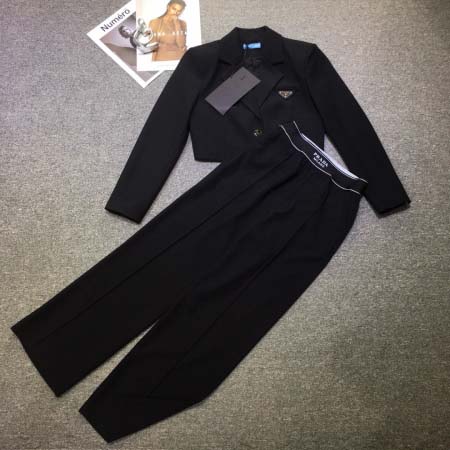 2026年3月6日入荷早春新作Prada セット ファッショ...