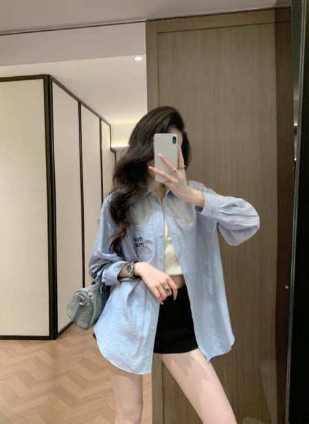 2026年3月6日入荷早春新作 Miumiuシャツ女性用ファ...