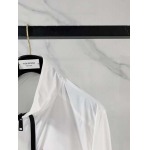 2026年3月6日入荷春秋新作Pradaジャケット高品質DH工場