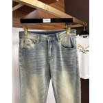 2026年3月18日春夏新作Ferragamoジーパン luols工場