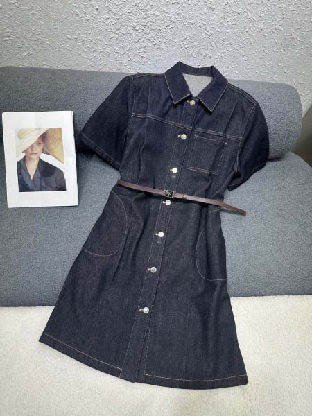 2026年3月9日入荷早春新作Prada女性用ファッション/...