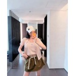 2026年3月9日入荷早春新作Miumiu女性用ファッション/誕生日プレゼント/贈り物 can工場