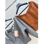 2026年3月9日入荷早春新作MIUMIU女性用ファッション/誕生日プレゼント/贈り物 can工場