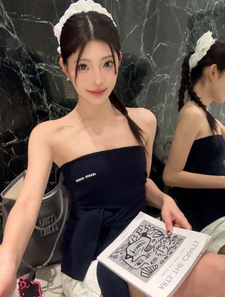 2026年3月9日入荷早春新作MIUMIU女性用ファッション...