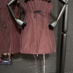 2026年3月21日入荷早春新作Prada女性用ファッション/誕生日プレゼント/贈り物 can工場