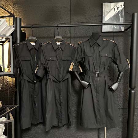 2026年3月21日入荷早春新作Burberry女性用ファッ...