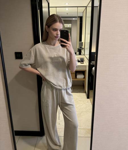 2026年3月21日入荷早春新作Adidasセット女性用ファ...