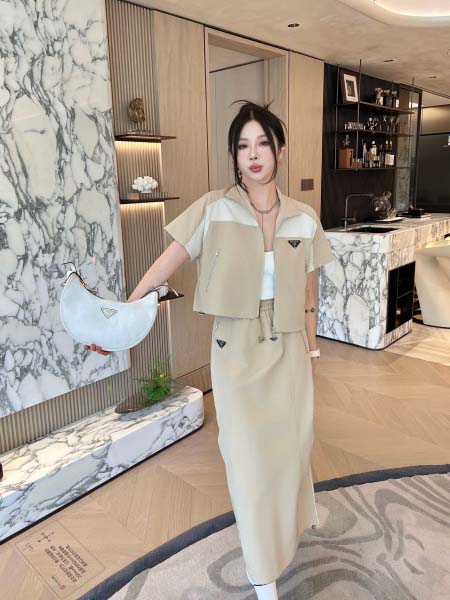 2026年3月22日入荷早春新作Pradaセット女性用ファッ...