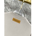 2026年3月25日入荷新作Louis Vuitton半袖 tシャツ 超厳選★高級品/誕生日プレゼント/OM工場