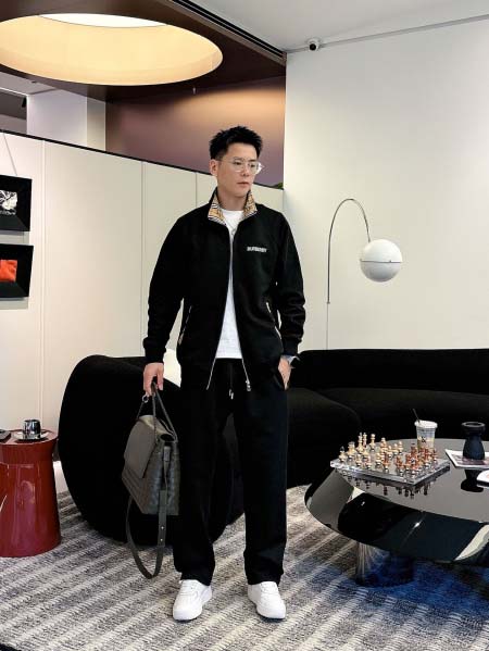 2026年3月25日入荷新作Burberry上下セット 超厳...