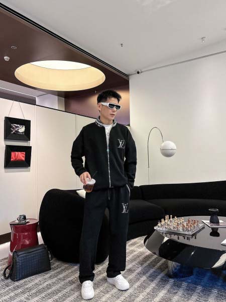 2026年3月25日入荷新作Louis Vuitton上下セ...