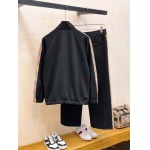 2026年3月25日入荷新作Burberry上下セット 超厳選★高級品/誕生日プレゼント/OM工場