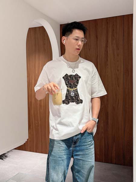 2026年3月28日入荷新作Fendi半袖Tシャツ春夏高品質...