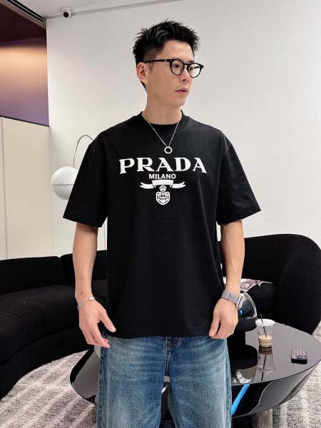 2026年3月28日入荷新作Prada半袖Tシャツ春夏高品質...
