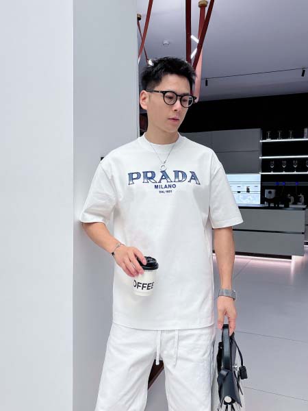 2026年3月28日入荷新作Prada半袖Tシャツ春夏高品質...