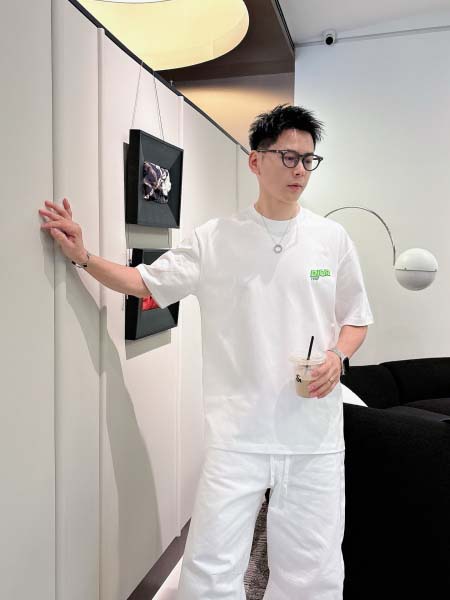 2026年3月30日入荷新作Dior半袖Tシャツ春夏高品質超...