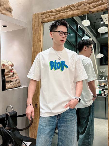 2026年3月30日入荷新作Dior半袖Tシャツ春夏高品質超...