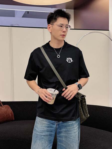 2026年3月30日入荷新作Dior半袖Tシャツ春夏高品質超...