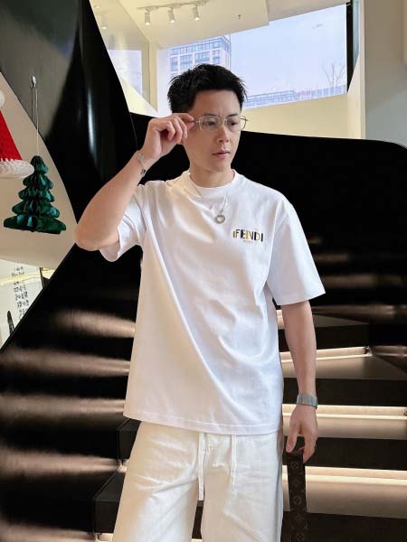 2026年3月29日入荷新作Fendi半袖Tシャツ春夏高品質...