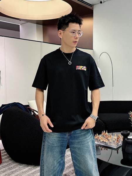 2026年3月29日入荷新作Fendi半袖Tシャツ春夏高品質...