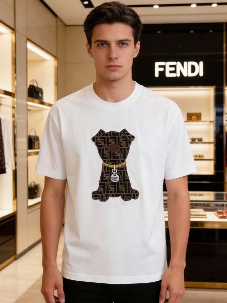 2026年3月29日入荷新作Fendi半袖Tシャツ春夏高品質...