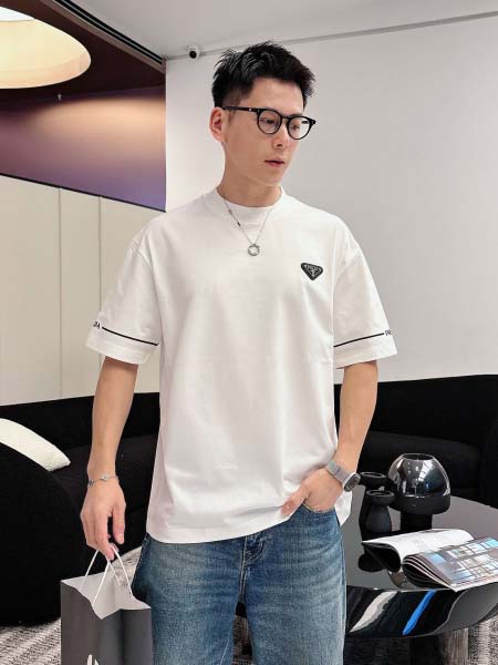 2026年3月31日入荷新作Prada半袖Tシャツ春夏高品質...