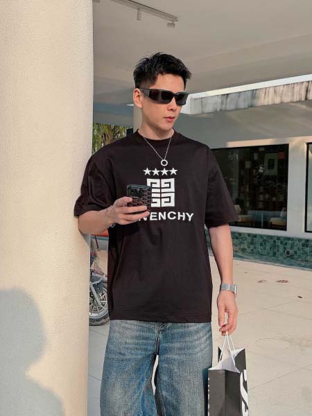 2026年3月31日入荷新作Givenchy半袖Tシャツ春夏...