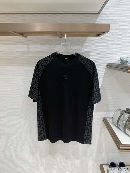 2026年3月31日入荷新作Fendi半袖Tシャツ春夏高品質...