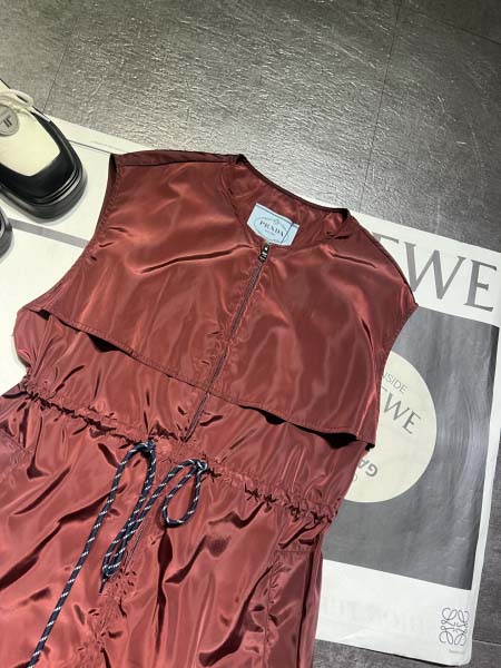 2026年4月4日入荷春夏新作Prada 高級品復刻 女性服 KL工場