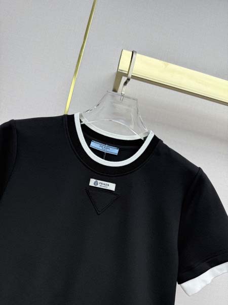 2026年4月4日入荷春夏新作Prada 上下高級品復刻 女性服 KL工場