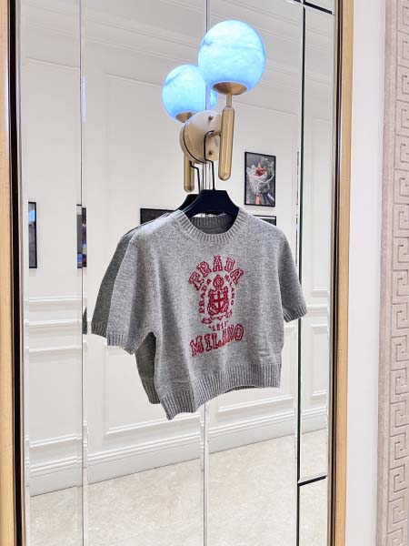 2026年4月4日入荷春夏新作Prada 高級品復刻 女性服 KL工場