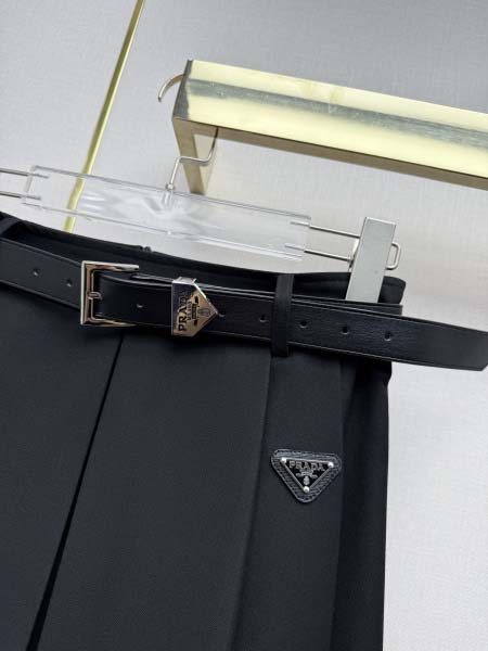 2026年4月4日入荷春夏新作Prada 高級品復刻 女性服 KL工場