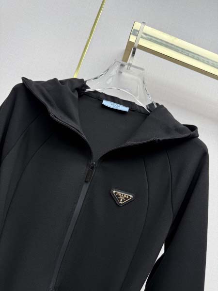 2026年4月4日入荷春夏新作Prada 高級品復刻 女性服 KL工場