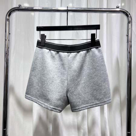 2026年4月4日入荷春夏新作Prada 高級品復刻 女性服 KL工場