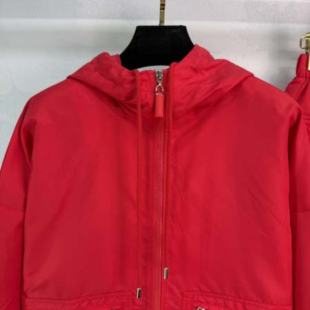 2026年4月4日入荷春夏新作Prada 高級品復刻 女性服 KL工場