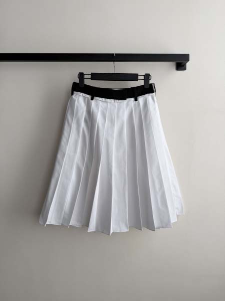 2026年4月4日入荷春夏新作Prada 高級品復刻 女性服 KL工場