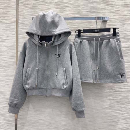 2026年4月4日入荷春夏新作Prada 高級品復刻 女性服 KL工場
